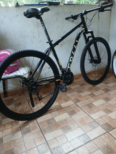 Vendo bicicleta Colli Aro 29 marcha freios a disco amortecedor top só pegar e andar