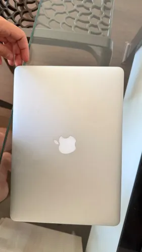 Mac Book Air 13'', ano 2017, modelo A1466