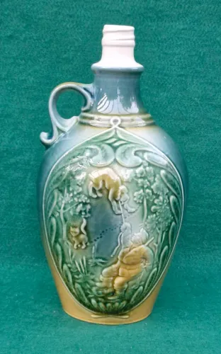 Antiga Garrafa em cerâmica