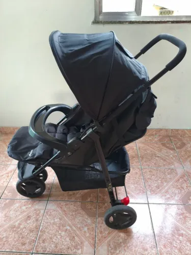 Carrinho de Bebê Voyage Delta