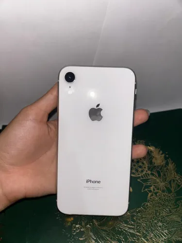 iPhone XR