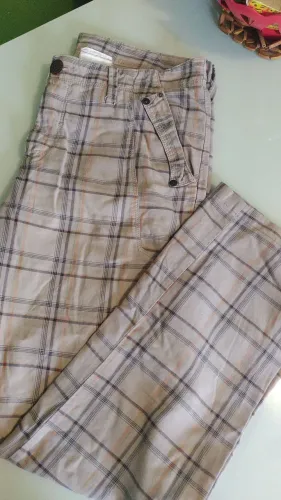 Calça masculina original colcci tamanho 44 praticamente nova