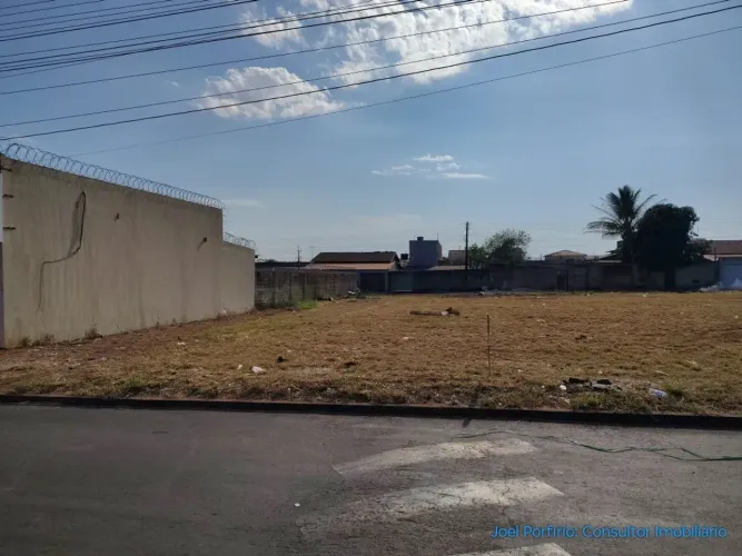 Excelente Lote Comercial a Venda; Medindo 555,00m²; Ótimo preço e localização - Residencia