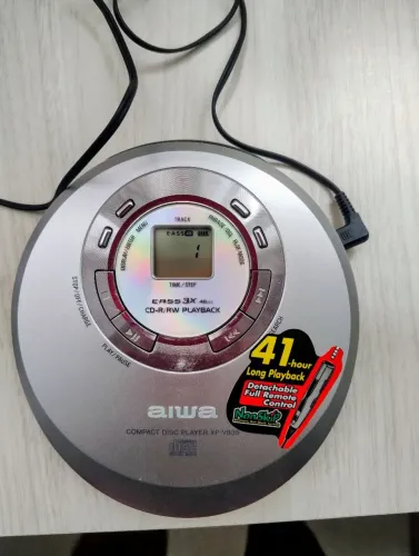 Discman Aiwa - $ 90 reais 