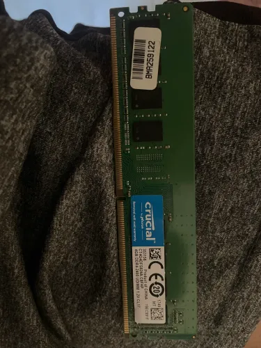 Memória ram DDR4 4GB crucial 