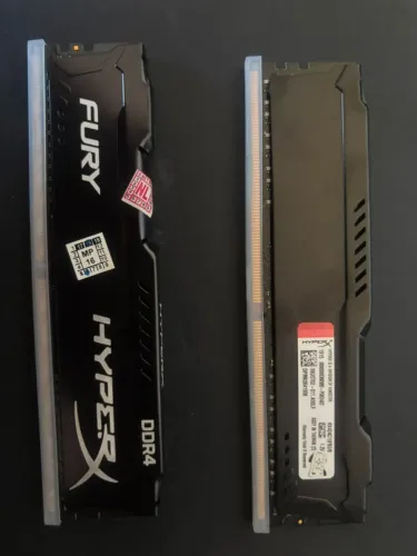 2 Pentes Memoria RAM HyperX Fury DDR4 8GB = 16GB