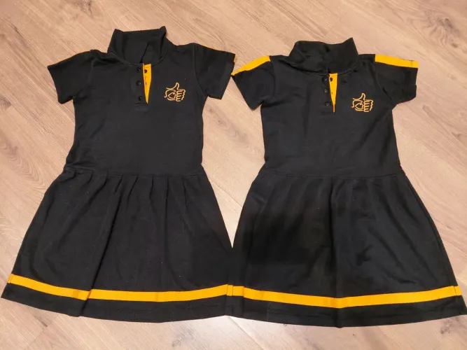 Vestidos de Uniforme Colégio Positivo - Tamanho 8