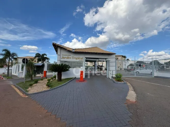 Apartamento com 2 dormitórios para alugar, 50 m² por R$ 1.550/mês - Jibran El Hadj - Anápo