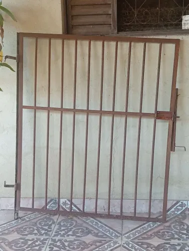 Portão de Ferro pequeno