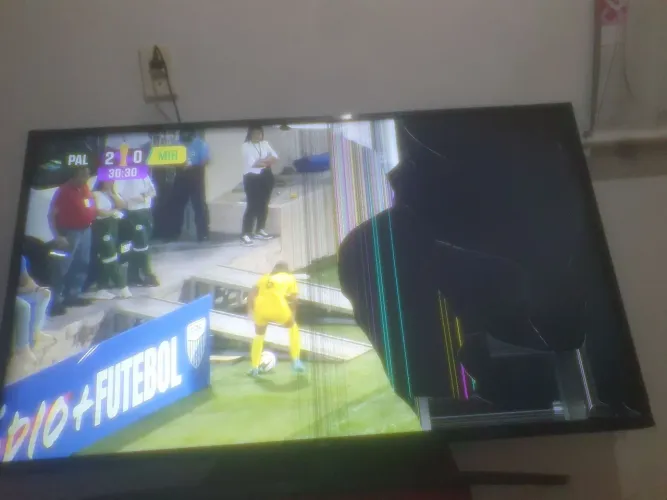 Tv MODELO: LG 55UM7470PSA