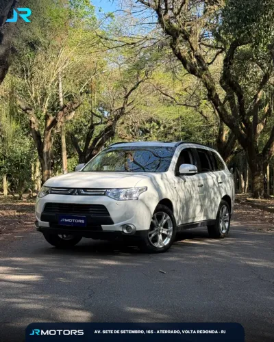 Mitsubishi Outlander 3.0/ GT 3.0 V6 Aut. 2014