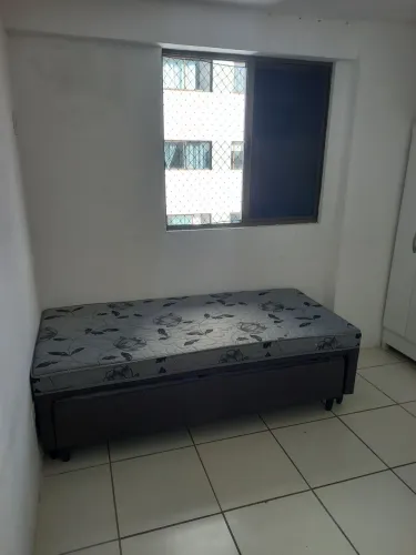 Cama box