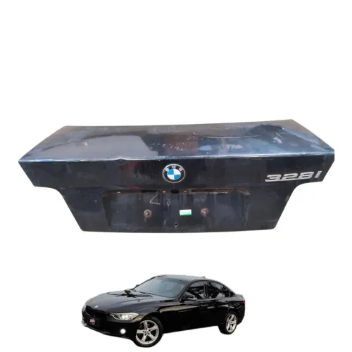 Tampa traseira bmw 325 328 com detalhe 1994 a 1997