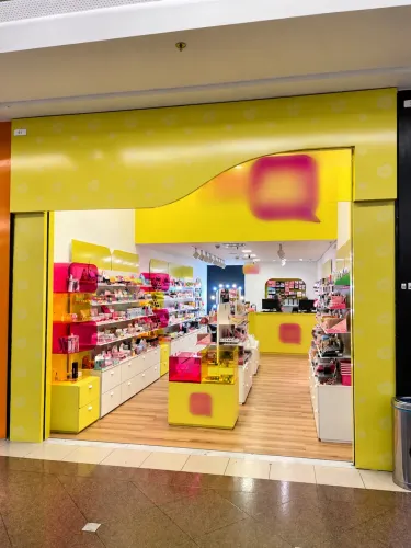 LOJA DE MAQUIAGEM PRONTA OPORTUNIDADE COMERCIAL