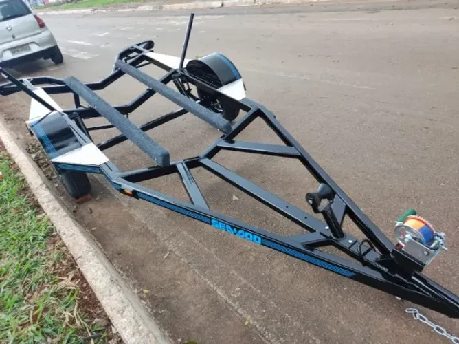 Carretinha pra jet ski nova paralama pra rodas até aro 17 