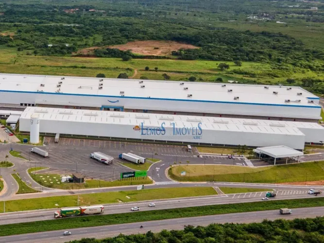 Galpão para alugar, 1377 m² por R$ 31.685,46/mês - Ancuri - Fortaleza/CE