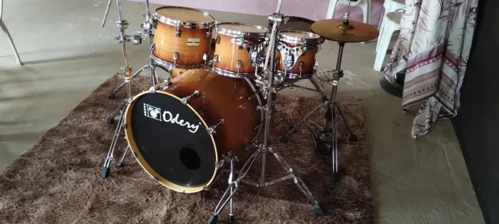 Bateria acústica 