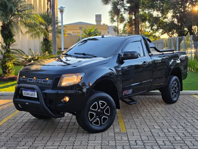 Ford Ranger XLS 3.2 20V 4X4 CS Diesel 2014