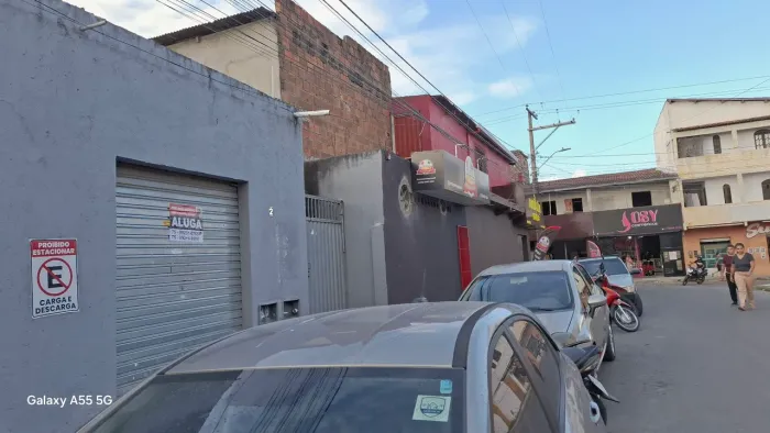 Excelente ponto comercial de 80m/2 próximo a Feirinha do Feira X para aluguel, R$ 1.000