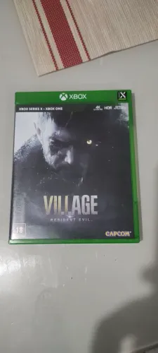 Residente Evil Village Xbox One / Séries X