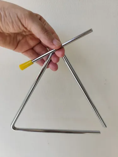 Triângulo de Aço 20cm Liverpool 