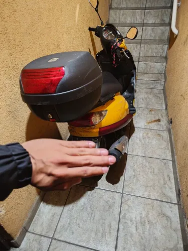 Burgman 125 - Carburada 2008