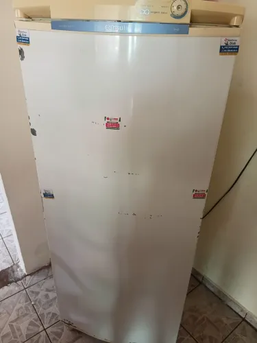Vendo Maquina e sofá geladeira 