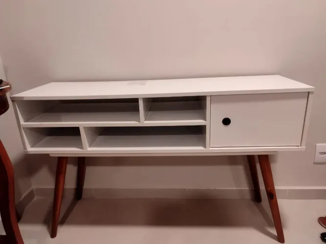Aparador rack estilo retrô 