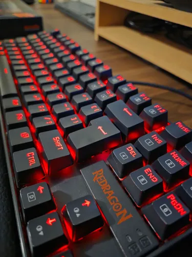 Teclado Mecânico Redragon Kumara
