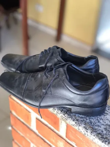 Sapatos social Masculino número 40