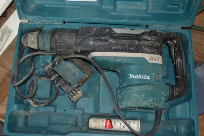Produto Martelo Demolidor e Rompedor Marca Makita