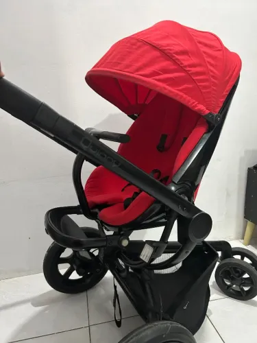 Carrinho de luxo bebê Quinny 2 em 1
