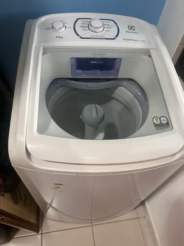 LAVADOURA DE ROUPAS ELECTROLUX ESSENCIAL CARE 11 Kg