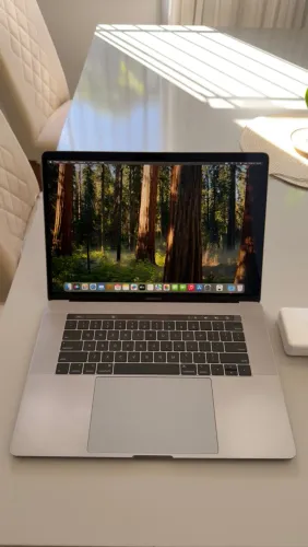 MacBook Pro Tela 16