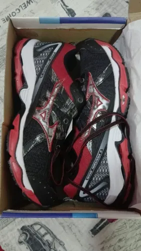 Tenis mizuno masculino número 43.retirada em rua Pedro gomes 13 celular *