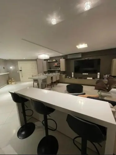 Apartamento à Venda em Brisamar