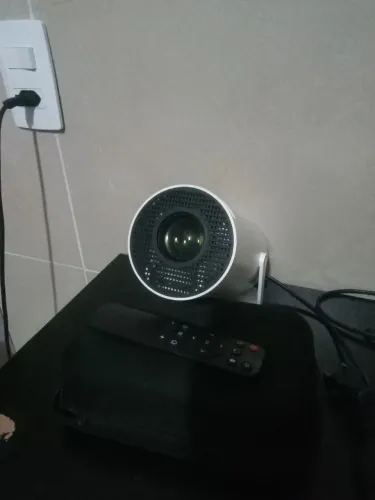 Vendo projetor funcionando perfeitamente