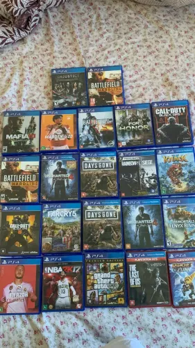 LOTE 22 JOGOS PS4