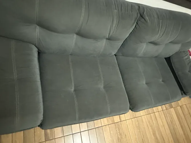 Vende-se sofá 3 lugares usado