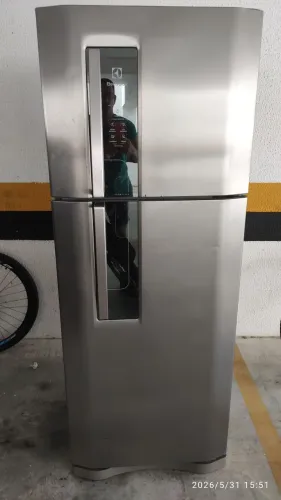 Geladeira a venda