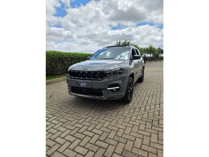 Jeep Commander Black Hurricane 2.0 4X4 TB AUT 2025