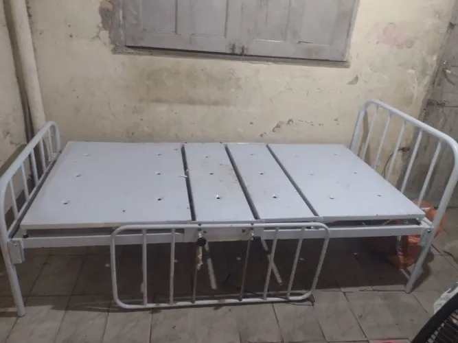 Cama hospitalar ótimo estado quem tiver um pv *80