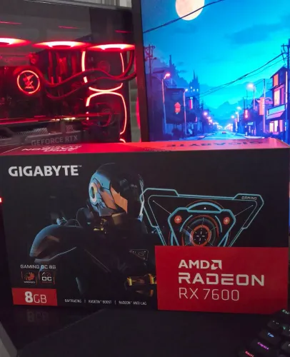 (Lacrada) RX 7600 8GB Gigabyte Gaming OC 8 GB AMD Radeon