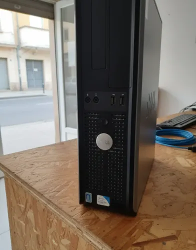Vendo Computador Dell Quad Core SSD + 500GB 4GB RAM Revisado