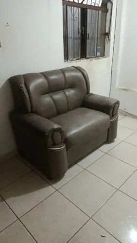 Sofá de couro