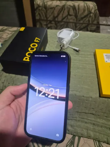 Poco F7