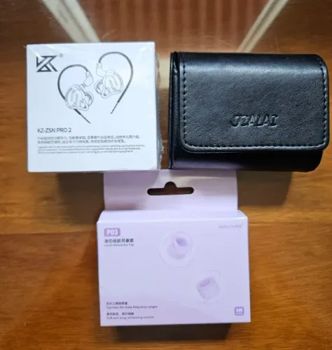 KZ Zsn Pro 2 + Case + Ponteiras - Fone