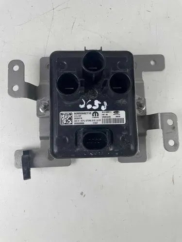Módulo Eletroventilador Fiat Uno Toro Renegade 005526822710 127/220v