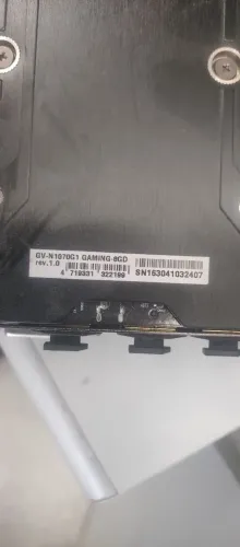 Placa de vídeo Gigabyte GTX1070G1 GAMING-8GD seminova