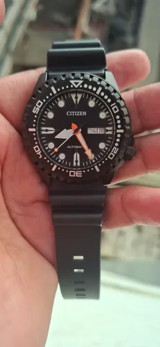 Relógio citizen automático original vendo olx pay mais entrega para todo Brasil faço